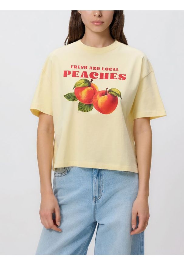 Reserved - T-shirt z nadrukiem - kremowy. Kolor: kremowy. Materiał: bawełna. Wzór: nadruk