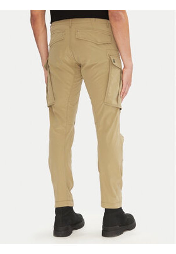 G-Star RAW - G-Star Raw Spodnie materiałowe Rovic D02190-D909 6057 Khaki Regular Fit. Kolor: brązowy. Materiał: syntetyk