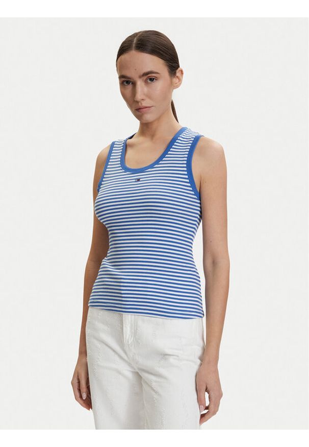 Tommy Jeans Top DW0DW20673 Niebieski Slim Fit. Kolor: niebieski. Materiał: bawełna