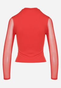 Born2be - Czerwona Bluzka z Golfem Vices Ozdobiona Transparentnymi Wstawkami Hatalie. Okazja: na co dzień. Typ kołnierza: golf. Kolor: czerwony. Materiał: jeans. Długość rękawa: długi rękaw. Długość: długie. Wzór: aplikacja. Styl: klasyczny, casual #4