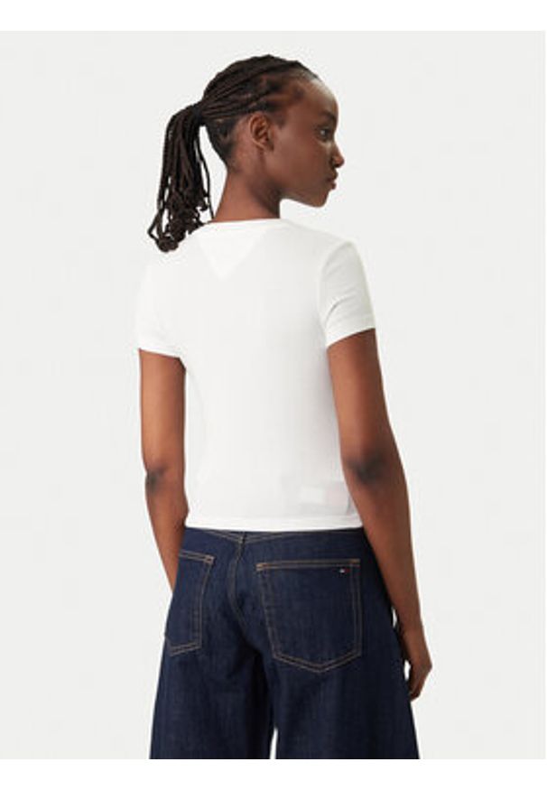 Tommy Jeans T-Shirt Wavy Flag DW0DW22272 Biały Slim Fit. Kolor: biały. Materiał: bawełna