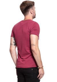 Mustang - MUSTANG T SHIRT Aaron V Washed RHUBARB 1007871 7194. Wzór: aplikacja #3