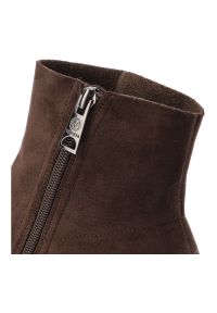 Botki damskie Vinceza, cholewka z materiału o przecieranym wykończeniu zabudowany fason za kostkę, brązowe, 39961. Okazja: na co dzień. Kolor: brązowy. Szerokość cholewki: normalna. Wysokość cholewki: za kostkę. Materiał: materiał. Sezon: jesień, zima. Obcas: na obcasie. Styl: casual, elegancki. Wysokość obcasa: średni #6