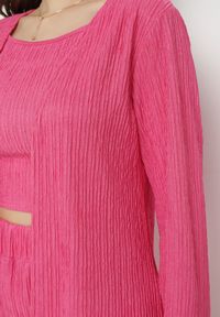 Born2be - Różowy Komplet z Prążkowanego Materiału Koszula Top i Szerokie Spodnie Ratels. Kolor: różowy. Materiał: materiał, prążkowany #5