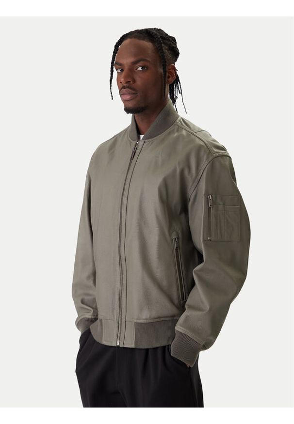 BOSS Kurtka skórzana Jakri 50552151 Szary Regular Fit. Kolor: szary. Materiał: skóra