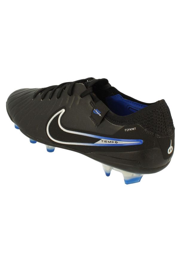Buty do biegania damskie Nike Downshifter 12. Zapięcie: sznurówki. Kolor: czarny. Materiał: guma, syntetyk, tkanina, materiał. Szerokość cholewki: normalna. Model: Nike Downshifter. Sport: bieganie