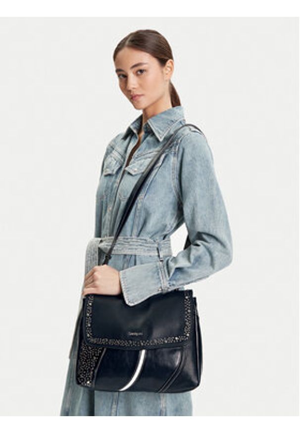 Desigual Torebka 25SAXPBT Czarny. Kolor: czarny. Materiał: skórzane