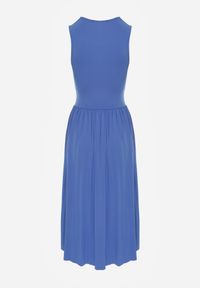 Born2be - Niebieska Sukienka Midi Bez Rękawów z Plisowanym Dołem Dreana. Kolor: niebieski. Długość rękawa: bez rękawów. Styl: elegancki. Długość: midi #4