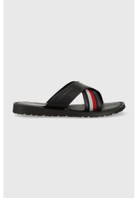 TOMMY HILFIGER - Tommy Hilfiger klapki HILFIGER CRISS CROSS SANDAL męskie kolor czarny FM0FM04457. Kolor: czarny. Materiał: materiał, skóra, guma