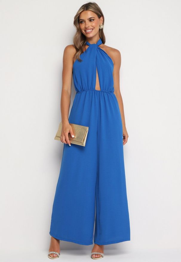 Born2be - Niebieski Kombinezon o Taliowanym Kroju Bez Rękawów Rivassina. Kolor: niebieski. Długość rękawa: bez rękawów. Długość: długie