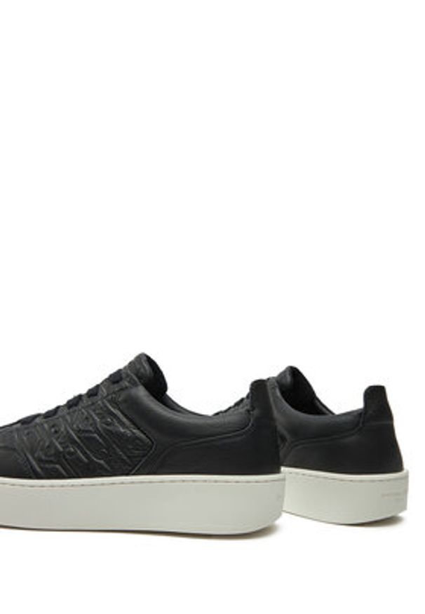 Emporio Armani Sneakersy X3X207 XR234 00002 Czarny. Kolor: czarny. Materiał: skóra