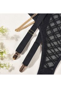 Intica - Body z koronką i elastycznymi paskami na romantyczny wieczór Petranka. Kolor: czarny. Materiał: koronka. Wzór: koronka #3