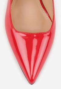 Renee - Czerwone Sandały Lakierowane na Słupku Slingback Halasela. Okazja: na co dzień, na imprezę. Kolor: czerwony. Materiał: lakier. Obcas: na słupku. Styl: casual, elegancki, wizytowy #5