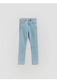 Reserved - Jeansy slim fit z guzikiem w serce - niebieski. Kolor: niebieski #1