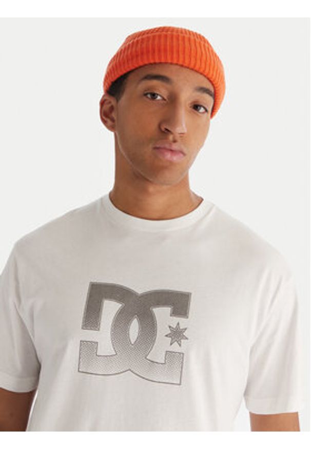 DC Shoes T-Shirt EDYZT04346 WBB0 Biały Regular Fit. Kolor: biały. Materiał: bawełna