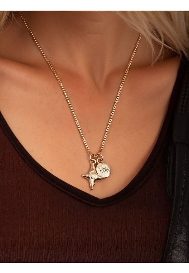 Sinsay - Naszyjnik z zawieszkami - złoty. Materiał: złote. Kolor: złoty