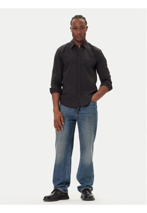 Mustang Koszula Canton 1016951 Czarny Slim Fit. Kolor: czarny. Materiał: bawełna