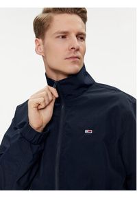 Tommy Jeans Kurtka bomber Essential DM0DM17982 Granatowy Regular Fit. Kolor: niebieski. Materiał: syntetyk #5