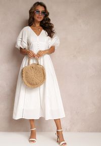 Renee - Biała Rozkloszowana Sukienka Maxi z Ażurowymi Wstawkami z Lnem i Bawełną Camya. Kolor: biały. Materiał: bawełna, len. Wzór: ażurowy. Długość: maxi #3