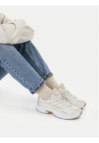 Reebok Sneakersy EOSS-PREMIER ROAD CONTROL 100233908 N Beżowy. Kolor: beżowy. Materiał: materiał #2