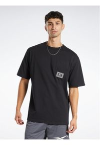 Reebok T-Shirt Basketball Heavyweight Pocket HU2012 Czarny Oversize. Kolor: czarny. Materiał: bawełna #1