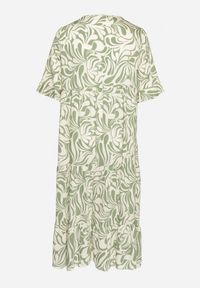 Born2be - Zielona Sukienka z Wiskozy o Prostym Kroju z Wiązaniem w Roślinny Wzór Edirania. Okazja: na co dzień. Typ kołnierza: dekolt w serek. Kolekcja: plus size. Kolor: zielony. Wzór: aplikacja. Typ sukienki: proste. Materiał: wiskoza. Długość rękawa: krótki rękaw. Styl: casual, elegancki, klasyczny #5