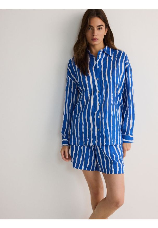 Reserved - Koszula oversize z modalem - niebieski. Kolor: niebieski. Materiał: bawełna, tkanina