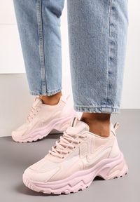 Renee - Różowe Klasyczne Sneakersy Sznurowane na Niskiej Platformie Lenivia. Kolor: różowy. Obcas: na platformie #4