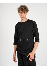 La Haine Inside Us T-shirt "Bleed" | A2208 3M | Mężczyzna | Czarny. Kolor: czarny. Materiał: bawełna. Długość: długie. Wzór: aplikacja #3