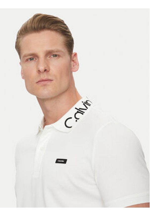 Calvin Klein Polo K10K114474 Biały Regular Fit. Typ kołnierza: polo. Kolor: biały. Materiał: bawełna