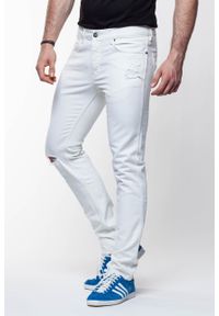 Wrangler - SPODNIE MĘSKIE WRANGLER SPENCER WHITE RIPPED W16AES033. Stan: obniżony #6