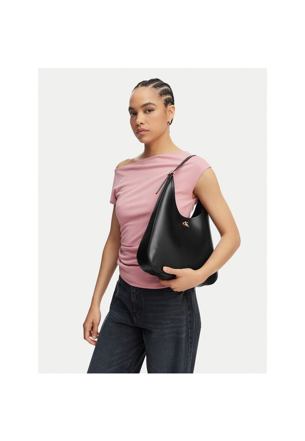Torebka Calvin Klein. Kolor: czarny