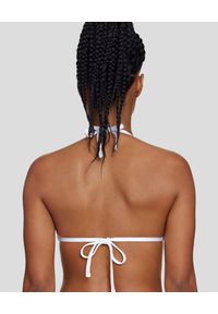 Ralph Lauren - RALPH LAUREN - Biały top od bikini z kolorowym logo. Kolor: biały. Materiał: materiał. Wzór: kolorowy #2