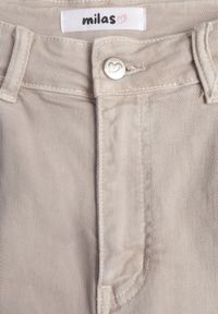 Born2be - Beżowe Bawełniane Jeansy o Kroju Balloon z Wysokim Stanem i Przeszyciami Katameia. Okazja: na co dzień. Stan: podwyższony. Kolor: beżowy. Wzór: aplikacja. Styl: casual, elegancki #2