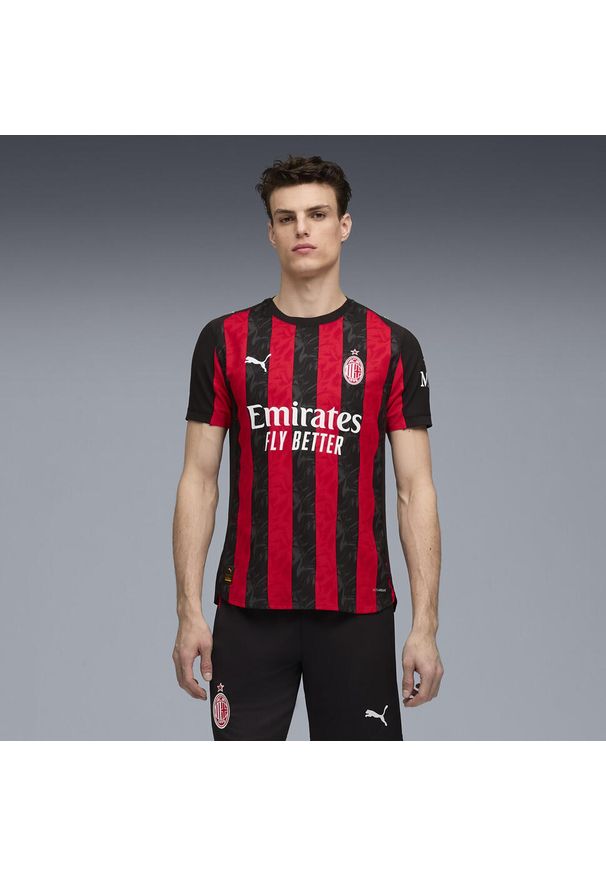 Puma - Męska autentyczna koszulka domowa AC Milan 25/26 PUMA For All Time Red Black. Kolor: czerwony, wielokolorowy, czarny. Sport: piłka nożna