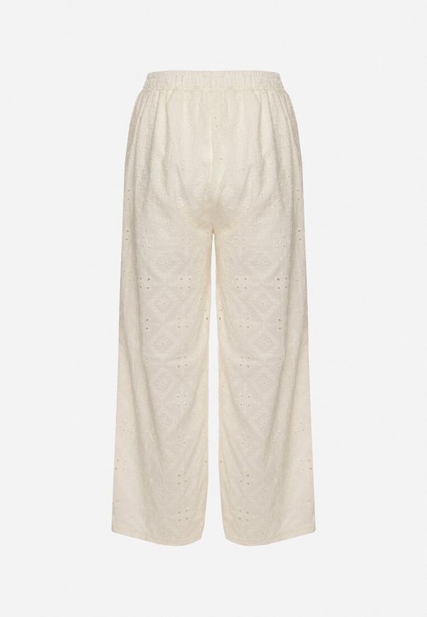 Born2be - Jasnobeżowe Bawełniane Spodnie z Haftowanej Tkaniny z Gumką w Talii Mevaleia. Okazja: na co dzień. Kolor: beżowy. Materiał: tkanina, bawełna. Wzór: haft. Styl: casual, klasyczny