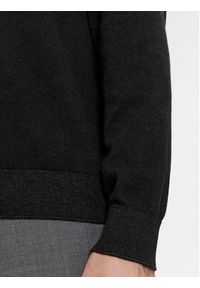 Calvin Klein Sweter K10K112735 Czarny Regular Fit. Kolor: czarny. Materiał: bawełna #3