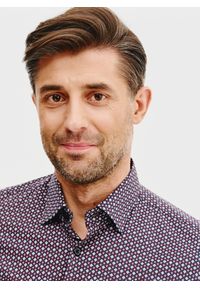 Pako Lorente - PAKO LORENTE – Męska koszula w bordowy mikrowzór. Kolor: czerwony. Materiał: bawełna, elastan. Długość rękawa: długi rękaw. Długość: długie. Sezon: lato, wiosna