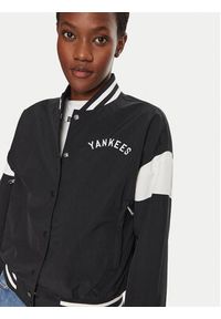 Champion Kurtka bomber Yankees 116470 Czarny Loose Fit. Kolor: czarny. Materiał: syntetyk #4