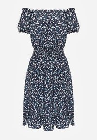 Born2be - Granatowa Bawełniana Sukienka Hiszpanka w Kwiaty z Marszczoną Gumką w Talii Rosaliya. Typ kołnierza: dekolt hiszpanka. Kolor: niebieski. Materiał: bawełna. Wzór: kwiaty #8