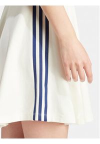 Adidas - adidas Sukienka codzienna IR7468 Biały Slim Fit. Okazja: na co dzień. Kolor: biały. Materiał: bawełna. Typ sukienki: proste. Styl: casual #5