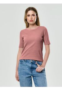 Sinsay - Prążkowana koszulka z krótkim rękawem - różowy. Kolor: różowy. Materiał: prążkowany. Długość rękawa: krótki rękaw. Długość: krótkie