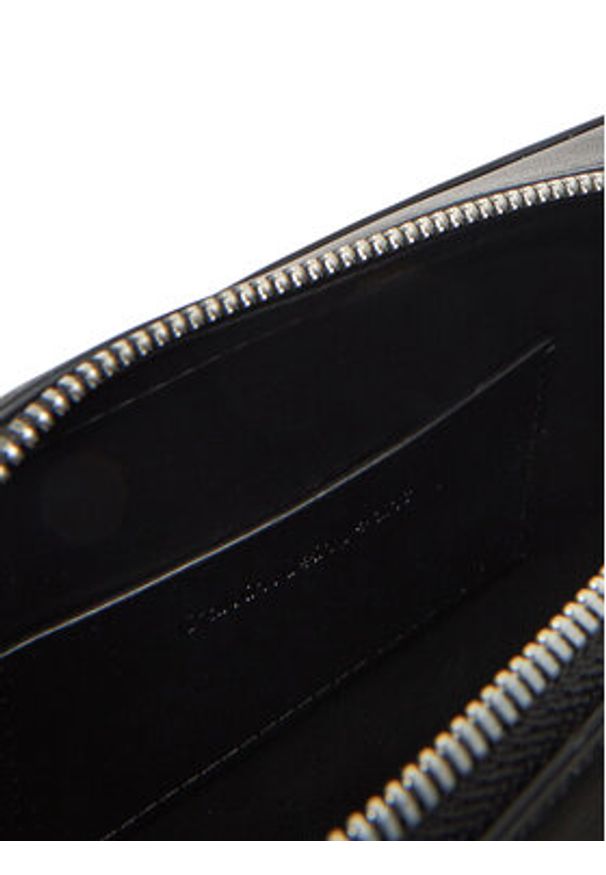 Calvin Klein Jeans Torebka Sculpted Ew Camera Bag LV04K3036G Czarny. Kolor: czarny. Materiał: skórzane