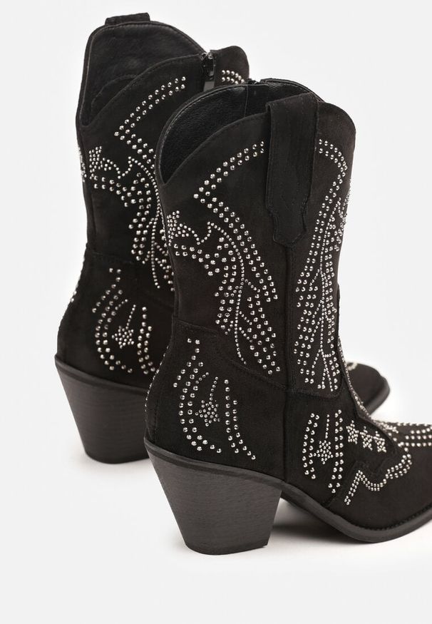 Born2be - Czarne Botki Typu Kowbojki na Obcasie Ozdobione Cyrkoniami Rilionea. Okazja: na co dzień, na imprezę. Kolor: czarny. Materiał: jeans. Wzór: aplikacja. Obcas: na obcasie. Styl: casual. Wysokość obcasa: średni