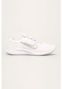 Nike - Buty Run All Day 2. Nosek buta: okrągły. Zapięcie: sznurówki. Kolor: biały. Materiał: syntetyk, materiał, guma. Szerokość cholewki: normalna. Obcas: na obcasie. Wysokość obcasa: średni, niski. Sport: bieganie #1