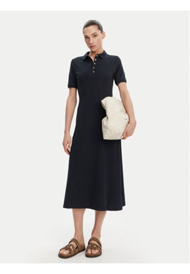 Barbour Sukienka codzienna LDR0917NY73 Granatowy Regular Fit. Okazja: na co dzień. Kolor: niebieski. Materiał: bawełna. Typ sukienki: proste. Styl: casual