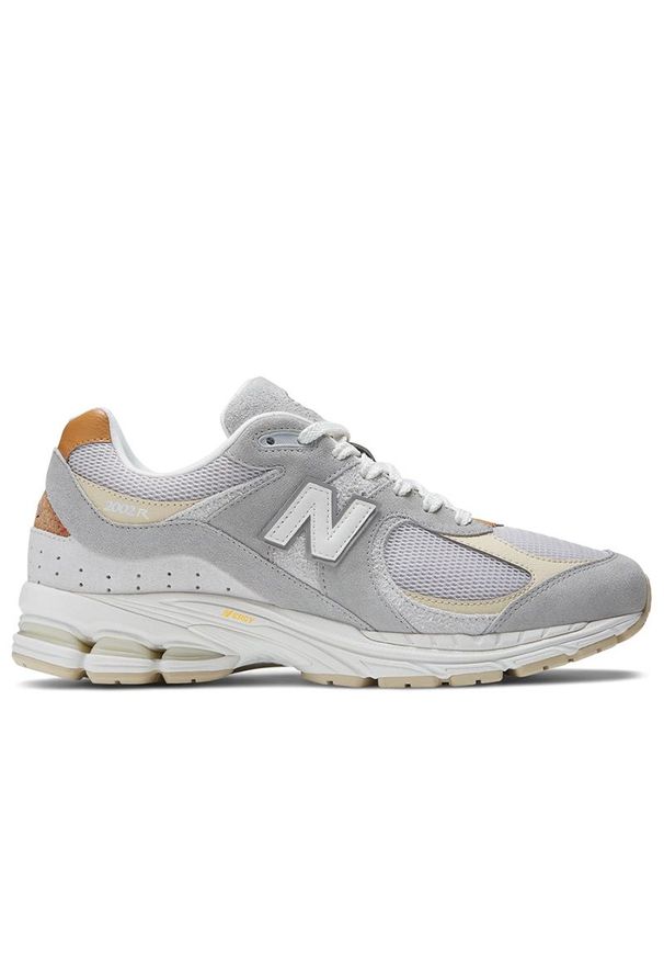 Buty New Balance M2002RSB - szare. Okazja: na co dzień. Kolor: szary. Materiał: guma, materiał, skóra, zamsz. Szerokość cholewki: normalna. Sport: bieganie