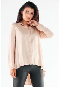 Awama - Elegancka Koszula z Dłuższym Tyłem - Beżowa. Kolor: beżowy. Materiał: elastan, wiskoza. Długość: długie. Styl: elegancki