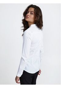ICHI Koszula Dima 102533 Biały Classic Fit. Kolor: biały. Materiał: bawełna