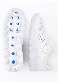 Geox - Sneakersy damskie białe GEOX D SPHERICA. Okazja: na co dzień. Kolor: biały. Materiał: skóra. Szerokość cholewki: normalna #4